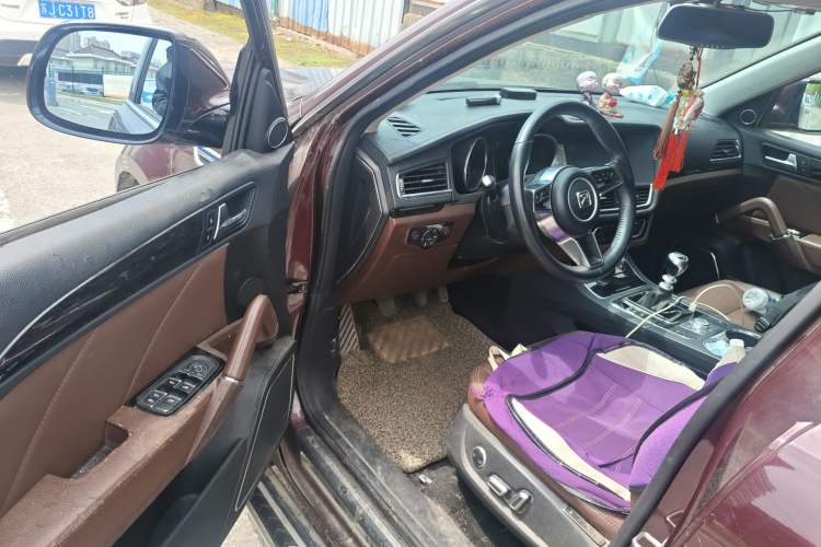 Used Zotye T600 2016 Sport Edition 1.5T Manual Luxury Model Driver Seat