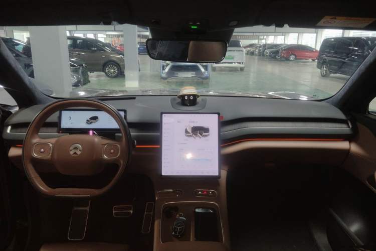 Used Nio ES8 2023 100kWh Signature Edition