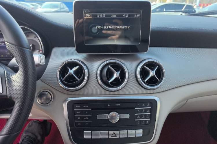 Used Mercedes-Benz GLA 2016 GLA 200 Fashion Model