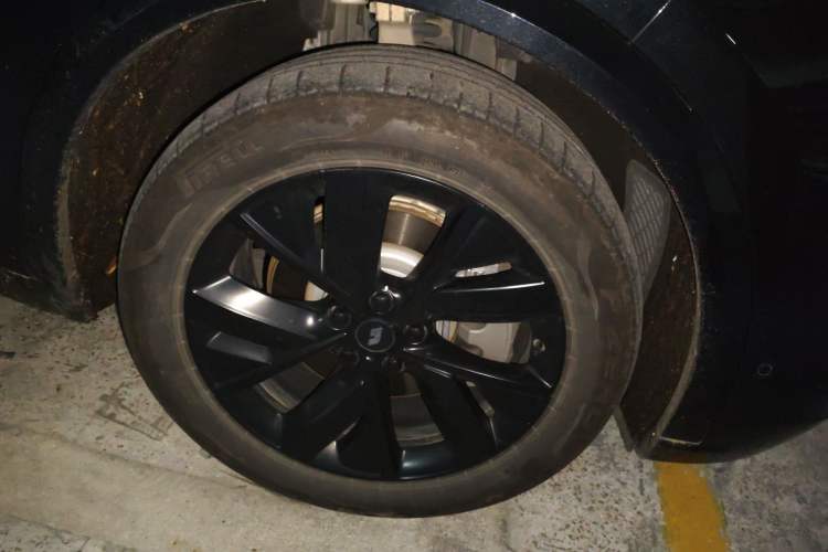 Used Li Auto L8 2023 Air model
