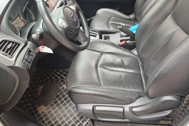 Used Nissan Sylphy 2019 1.6XV CVT Smart Connect Luxury Edition China V Standard Left Front Seat