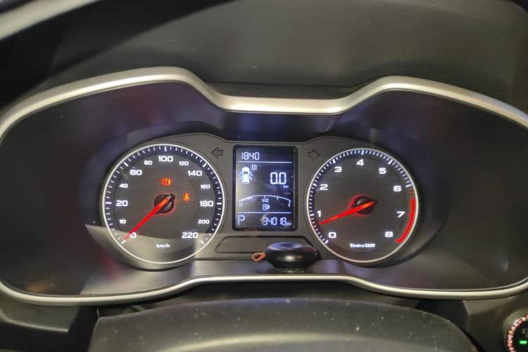 Used MG ZS 2017 1.5L Automatic Luxury Edition Instrument Cluster