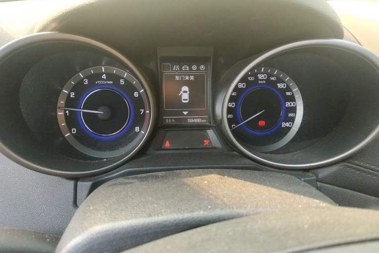 Used Changan CS35 2017 1.6L Manual Luxury Model
