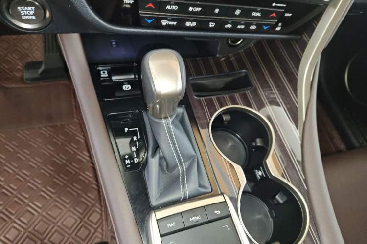 Used Lexus RX 2021 300 Four-Wheel Drive Special Edition Gear Lever