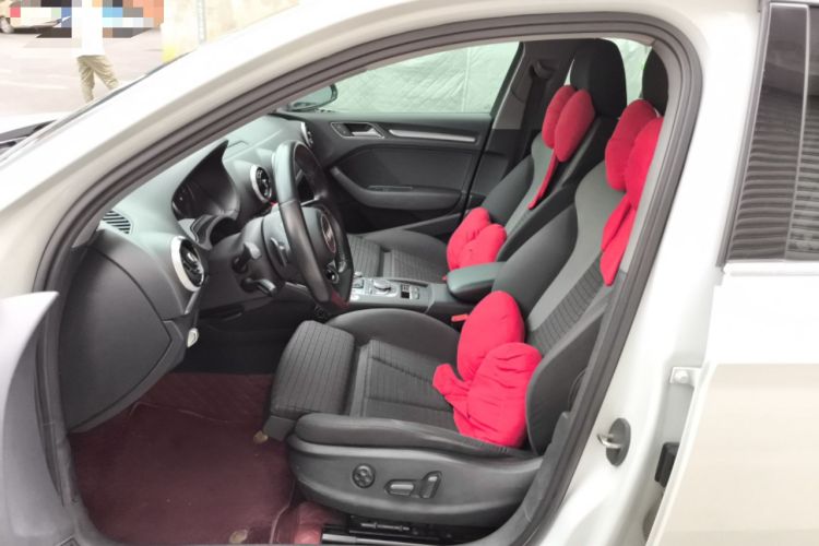 Used Audi A3 2017 Limousine 35 TFSI Sport Edition Left Front Seat