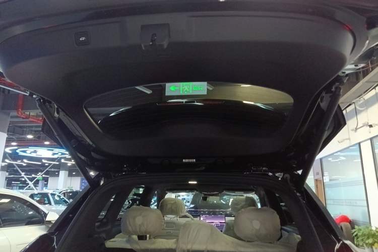 Used CHANGAN NEVO Q07 2025 215 Prestige Edition Trunk