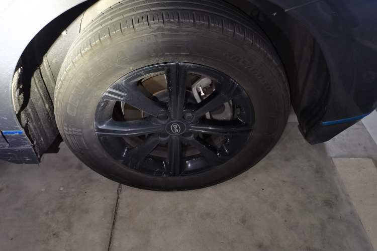 Used BYD e2 2020 Upgraded Model Standard Range Version Comfort Edition Right Front Wheel Hub