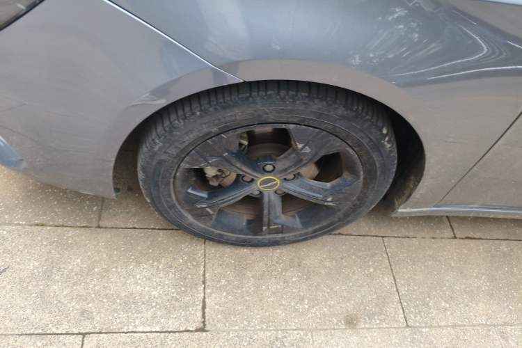 Used Roewe i6 MAX 2020 300TGI Automatic Sporty Cool Edition Exterior 4