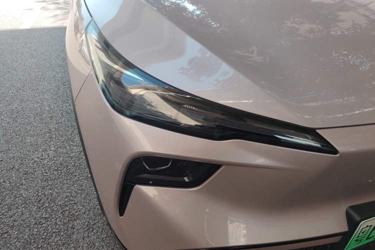 Used Bestune Yueyi 03 2025 445km Joyful Edition Right Front Headlight