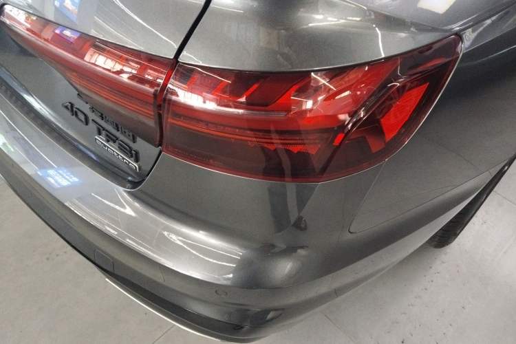 Used Audi A4L 2023 40 TFSI quattro Luxury Dynamic Edition Right Rear Taillight