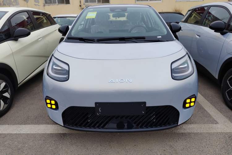 Used AION UT 2025 330 Starlight Edition
