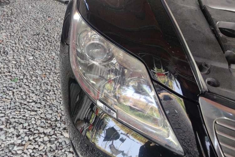 Used Lexus LS  Right Front Headlight