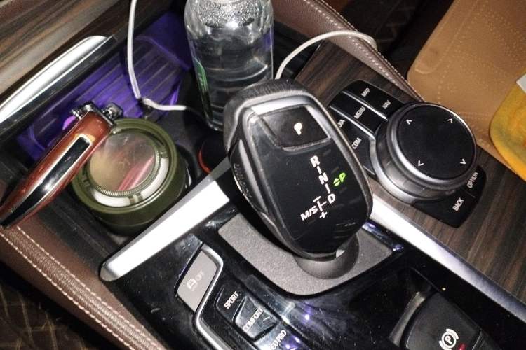 Used BMW 5 Series 2019 Facelifted 530Li Leading Edition Luxury Package
