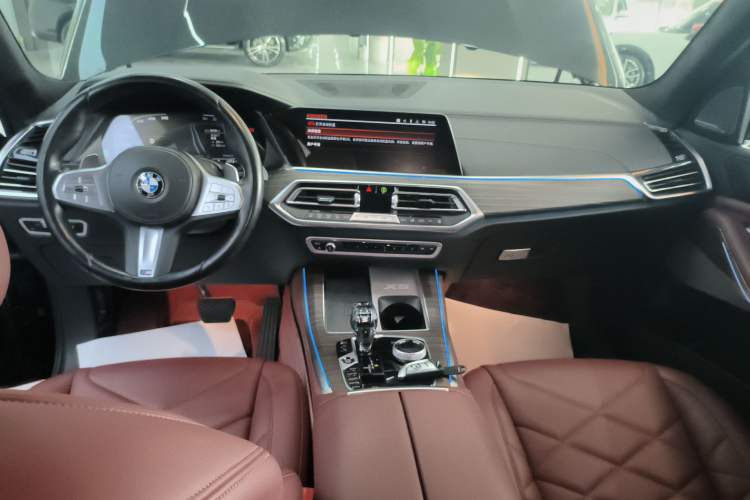 Used BMW X5 2022 xDrive 40Li M Sport Package