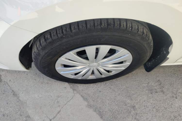 Used Volkswagen Santana 2019 1.5L Automatic Comfort Edition China VI Standard Left Front Wheel Hub