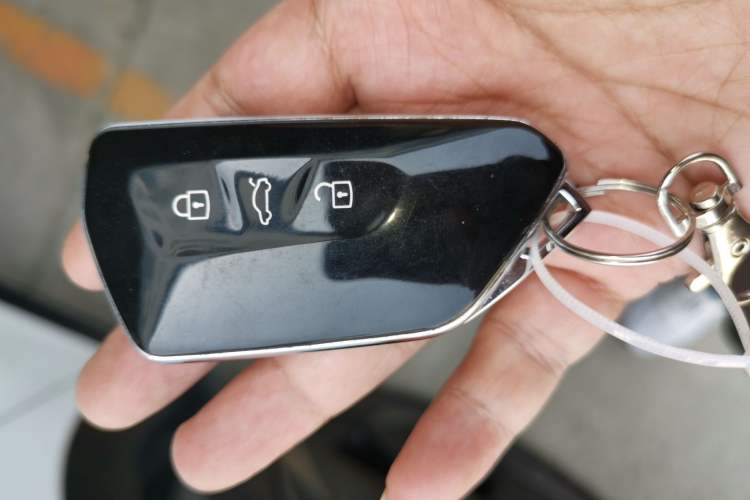 Used Volkswagen ID.UNYX 2024 Pro Long-Range Version