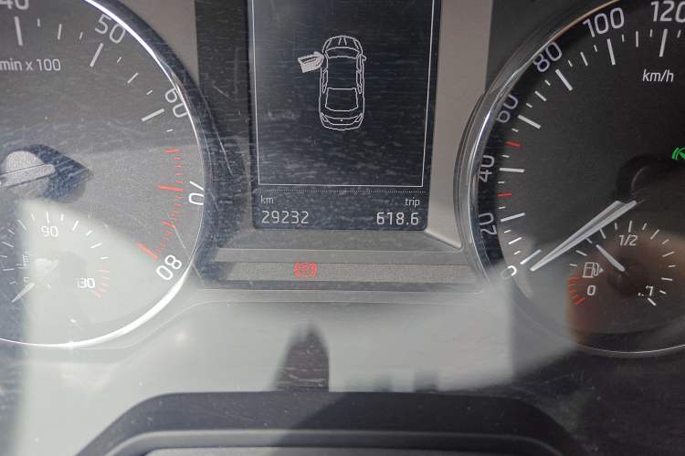 Used Skoda Octavia 2015 1.6L Automatic Yijun Edition