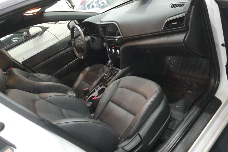 Used Hyundai Elantra (6th Generation / Lingdong) 2019 1.4T Dual-Clutch Xuan Dong · Dynamic Model