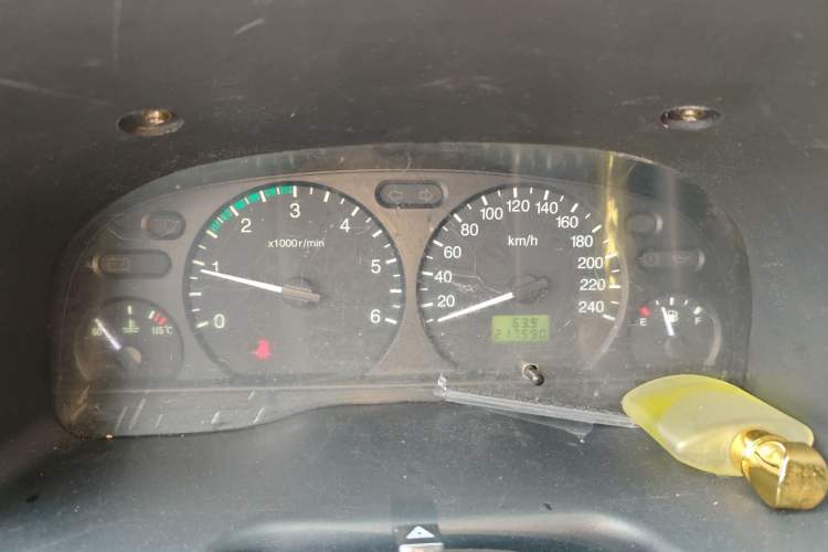 Used Ford Classic Transit 2015 2.8T Diesel Multi-Function Vehicle Short Wheelbase 6-Seater Mid-Roof Edition JX493ZLQ4