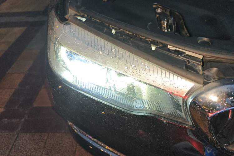 Used BMW 5 Series 2019 530Li Leading Model Luxury Package Right Front Headlight