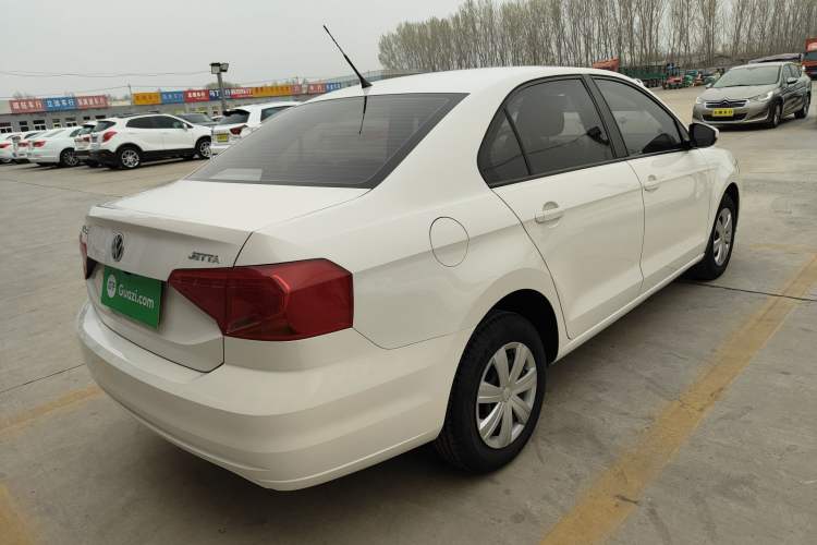 Used Volkswagen Jetta 2017 1.4L Manual Fashion Edition