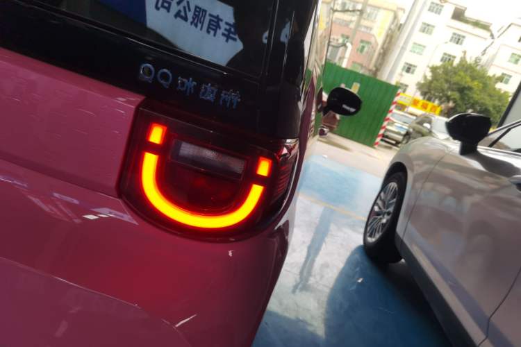 Used Chery QQ QQ Ice Cream 2022 120km Conical Shape Lithium Iron Phosphate
