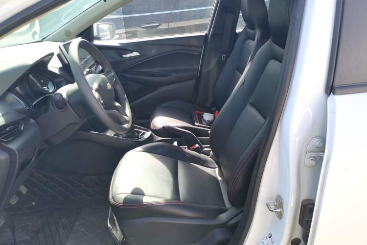 Used Chevrolet Cavalier 2020 320 Manual Enjoyment Edition