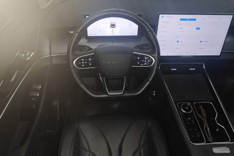 Used Chery Fengyun T9 2024 120 Long-Range Comfort Version 5 Seats Lithium Iron Phosphate Steering Wheel