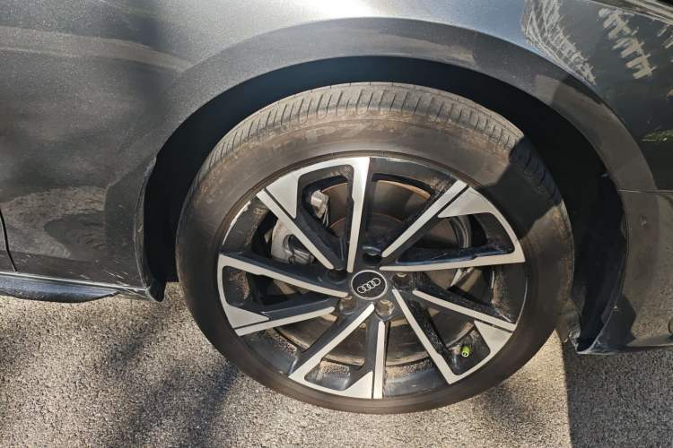 Used Audi A4L 2023 40 TFSI Luxury Dynamic Model