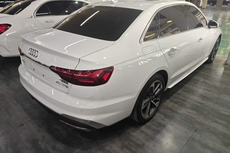 Used Audi A4L 2024 40 TFSI Fashion Dynamic Model
