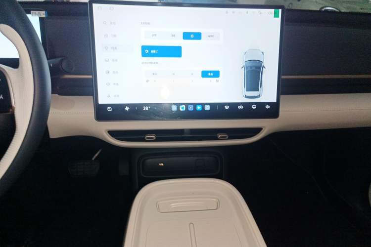 Used ARCFOX T1 2025 Model 425 PLUS