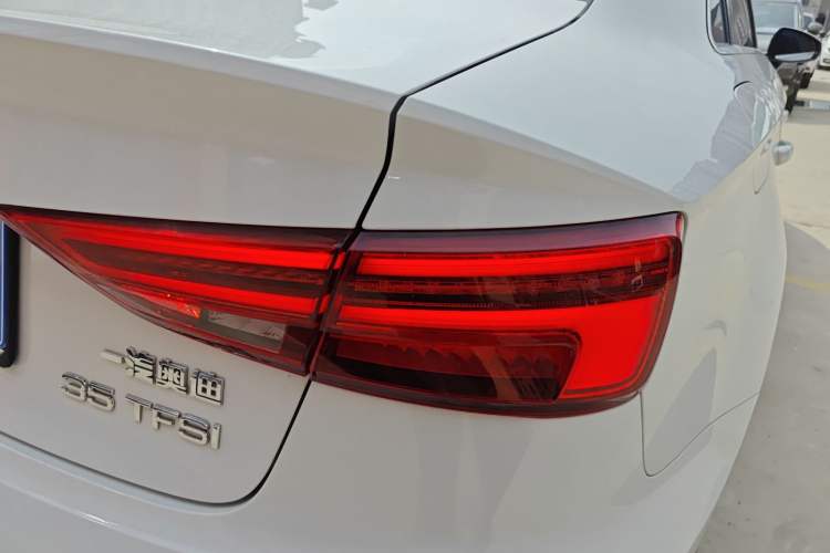 Used Audi A3 2020 Limousine 35 TFSI Fashion Edition China VI Emission Standard