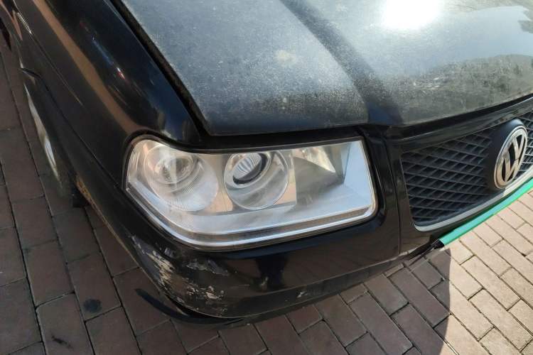 Used Volkswagen Santana Vista 2008 1.8L Manual Comfort Edition Right Front Headlight