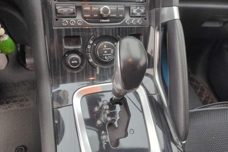 Used Peugeot 3008 2014 1.6THP Automatic Enjoyment Edition
