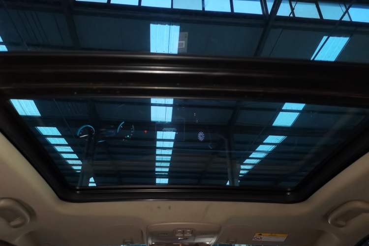 Used Buick Envision 2016 20T Two-Wheel-Drive Elite Model
