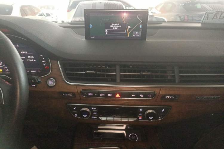 Used Audi Q7 2016 45 TFSI S line Sport Edition
