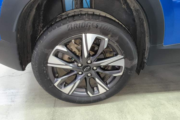 Used Chevrolet Trax 2022 Encore RS 1.5T CVT CoolMAX Right Rear Wheel Hub