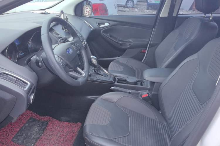 Used Ford Focus 2015 Sedan 1.6L Automatic Trend Model