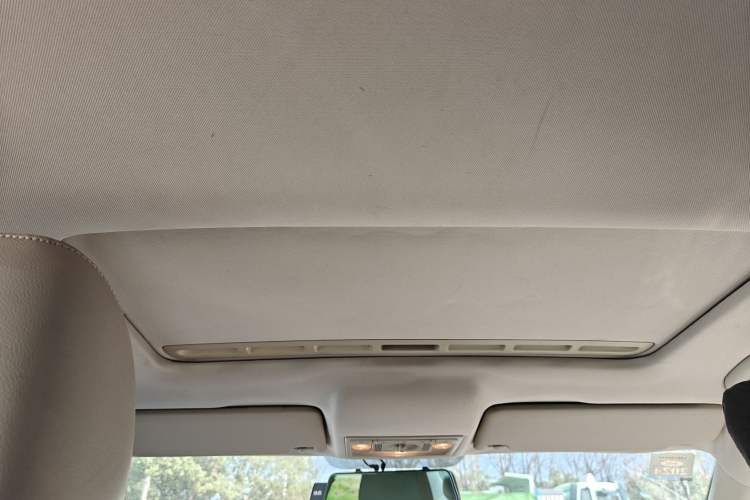 Used Skoda Rapid 2013 1.6L Manual Smart Selection Model