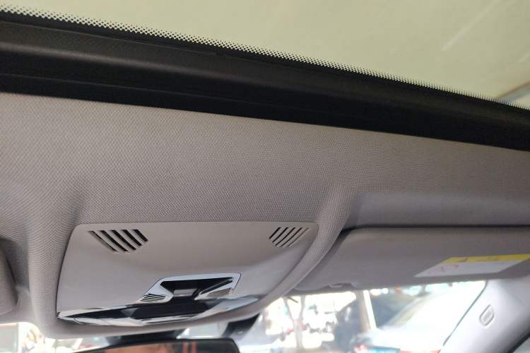 Used BMW 2 Series 2021 225i 4-Door Coupe M Sport Package
