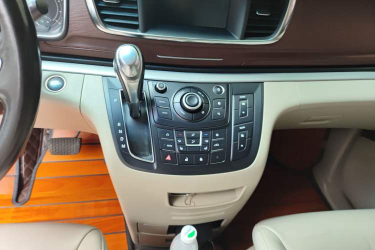 Used Buick GL8 2017 25S Prestige Version China V Standard Audio And AC Panel