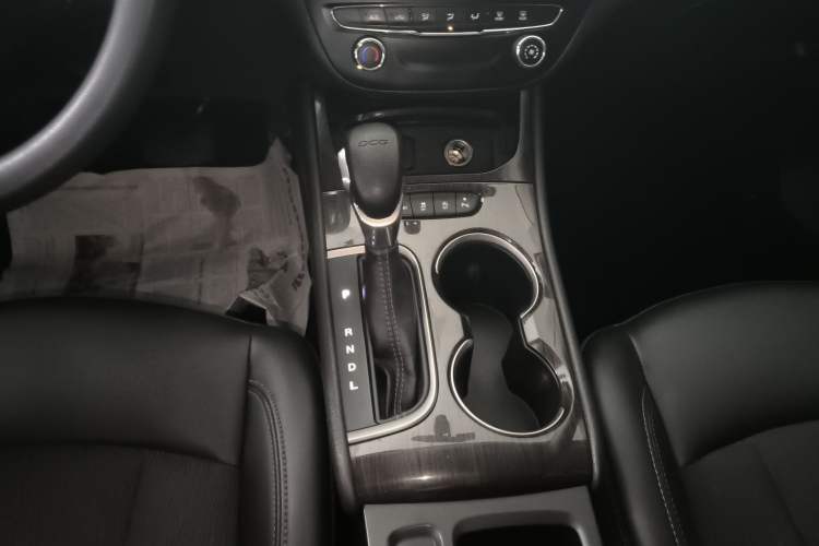 Used Buick Verano 2019 Sedan 20T Dual-Clutch Leading Model
