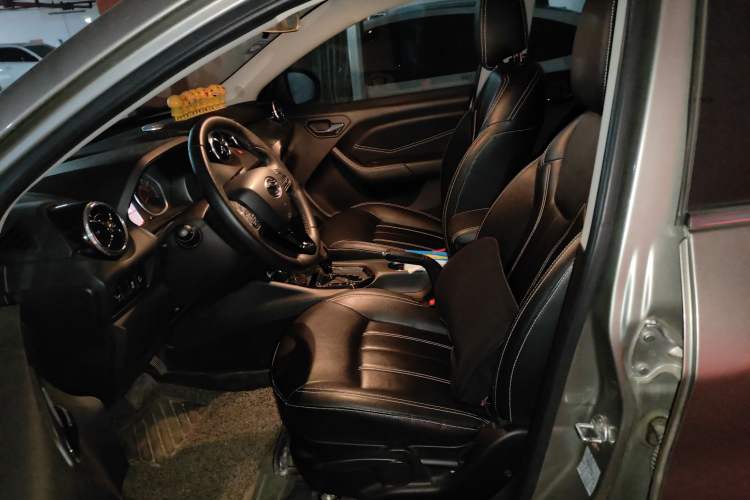 Used Soueast DX3 2018 1.5T CVT Luxury Model Left Front Seat