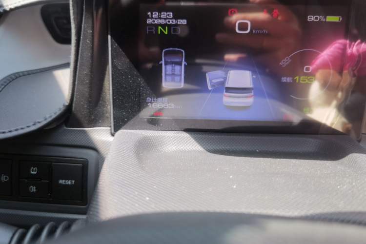 Used Wuling Hongguang MINIEV 2022 Macaron Premium Model – Lithium Iron Phosphate