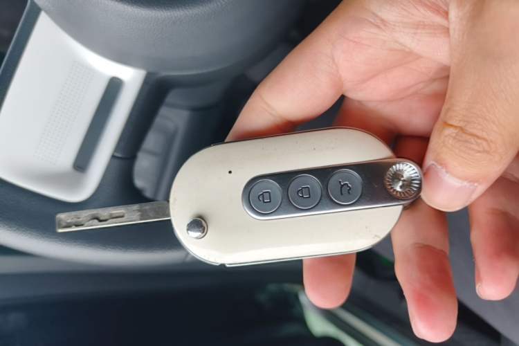 Used Wuling Hongguang MINIEV 2022 GAMEBOY 300km Enthusiast Model with Lithium Iron Phosphate