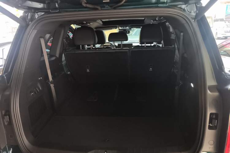 Used GAC Trumpchi GS8 2024 Linghang Series 2.0 TGDI Two-Wheel Drive Luxury Smart Connectivity Version
