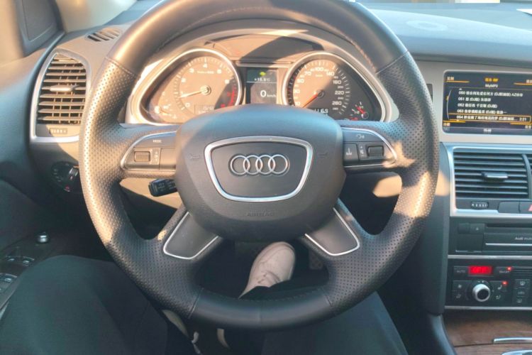 Used Audi Q7 2013 35 TFSI Ambition Edition
