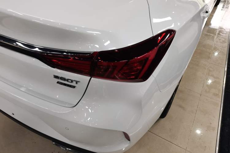 Used CHANGAN Eado 2021 PLUS Blue Whale NE 1.4T GDI DCT Flagship Model Right Rear Taillight
