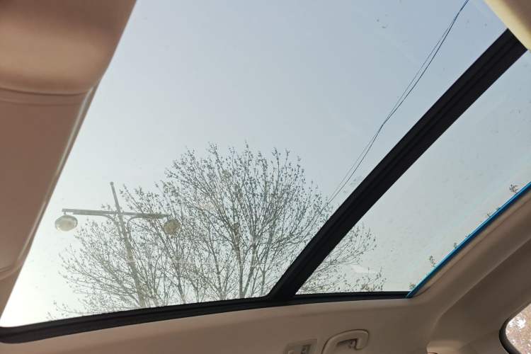 Used Volkswagen Tiguan L 2021 330TSI Automatic Two-Wheel Drive Smart Edition Headliner