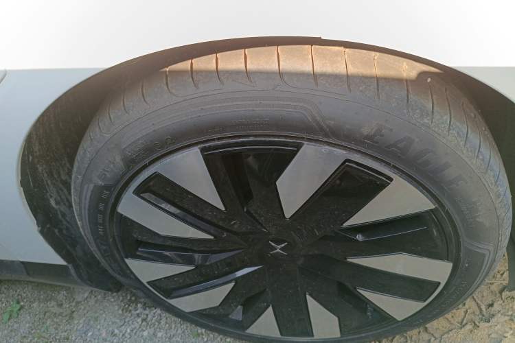 Used Polestar 4 2023 Dual-Motor Long-Range PLUS